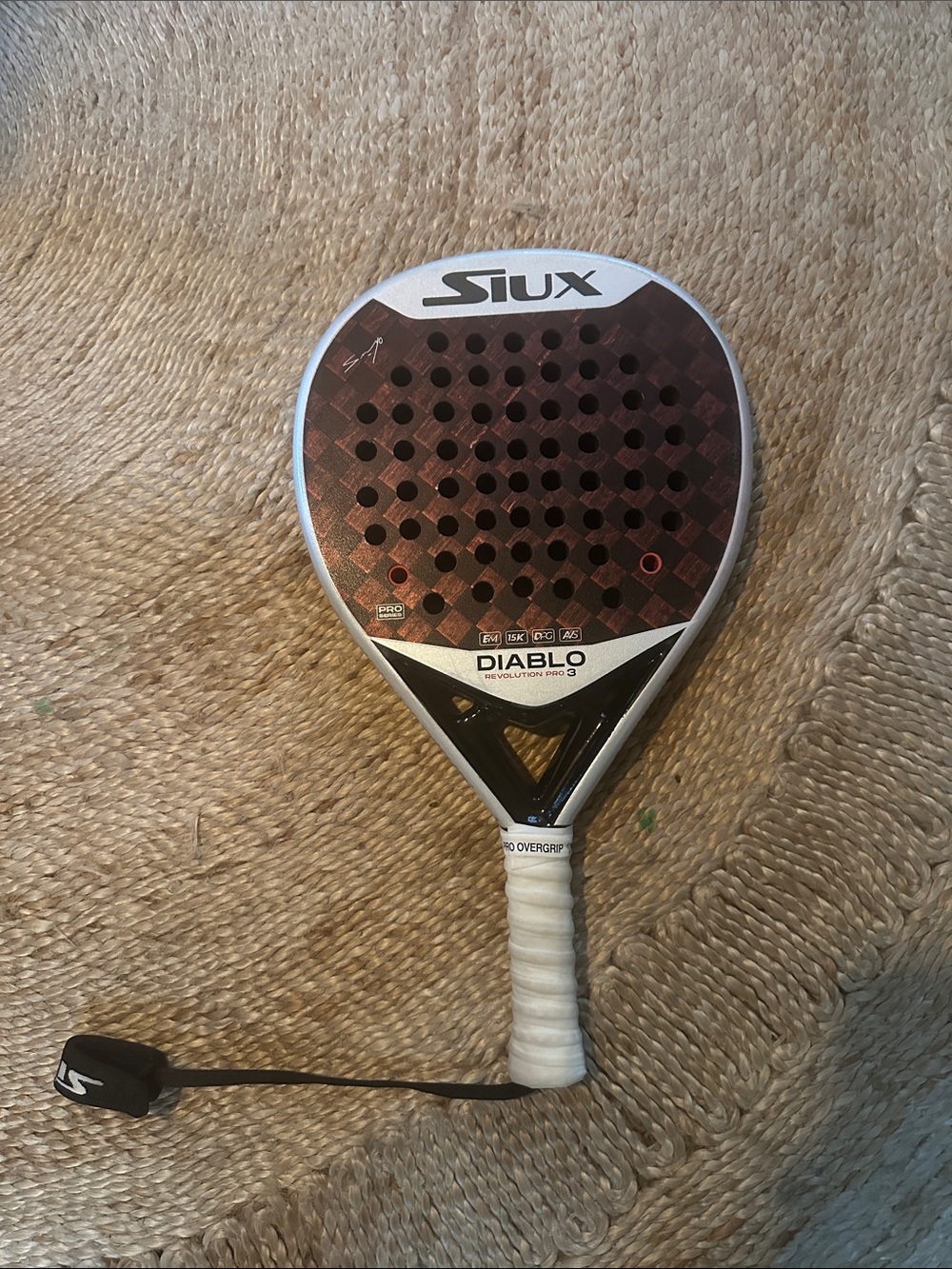 Siux Diablo révolution pro 3
Padel racket